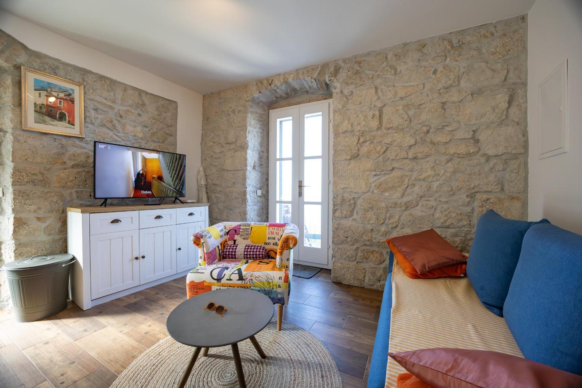 הוילה Stone House Kurtic Stara פודגורה מראה חיצוני תמונה