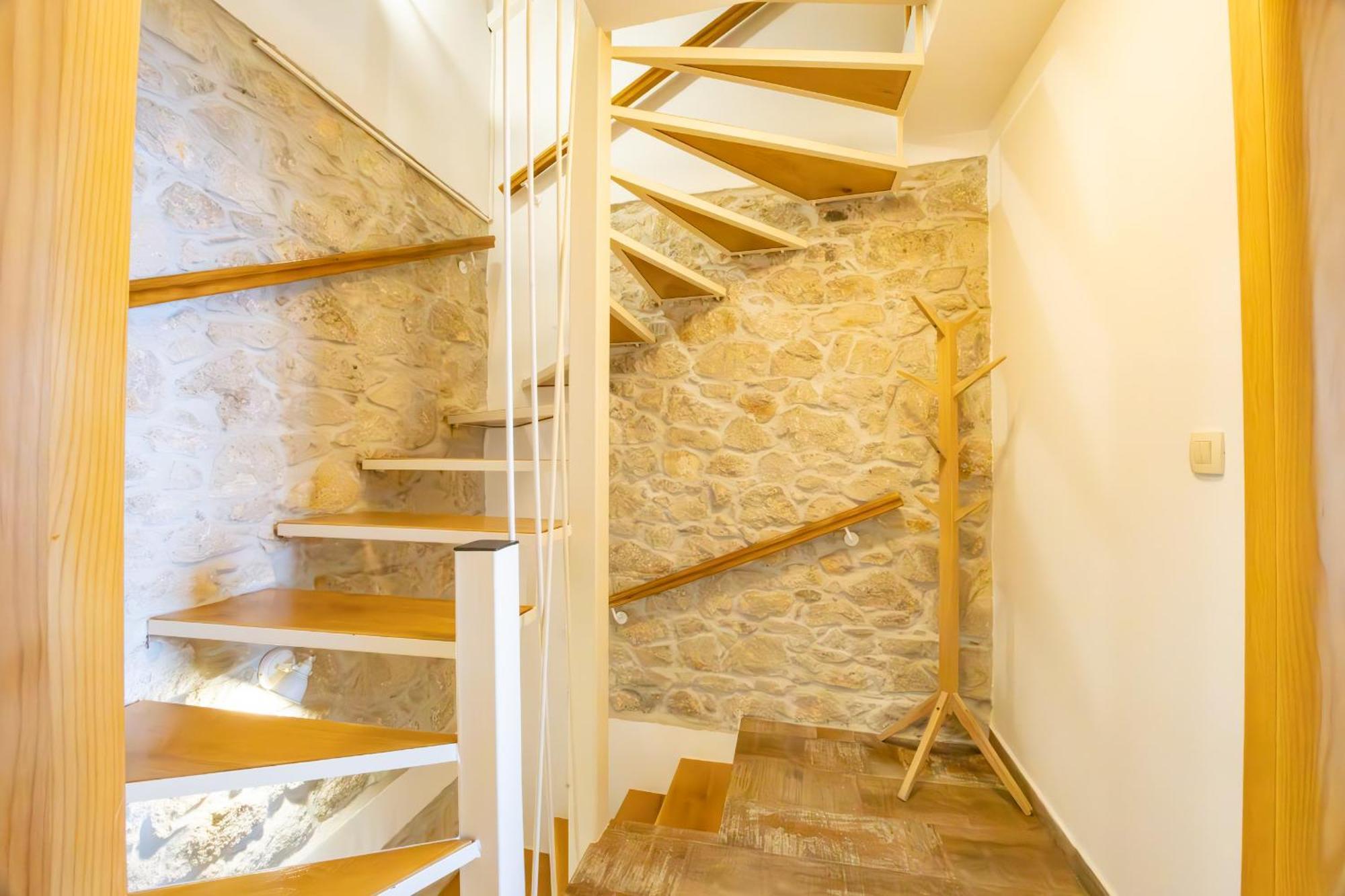 הוילה Stone House Kurtic Stara פודגורה מראה חיצוני תמונה